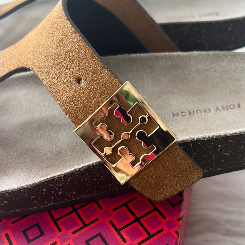Tory Burch Tan Suede Platform Thong Sandals with Gold Logo Accent - Picture 3 of 8